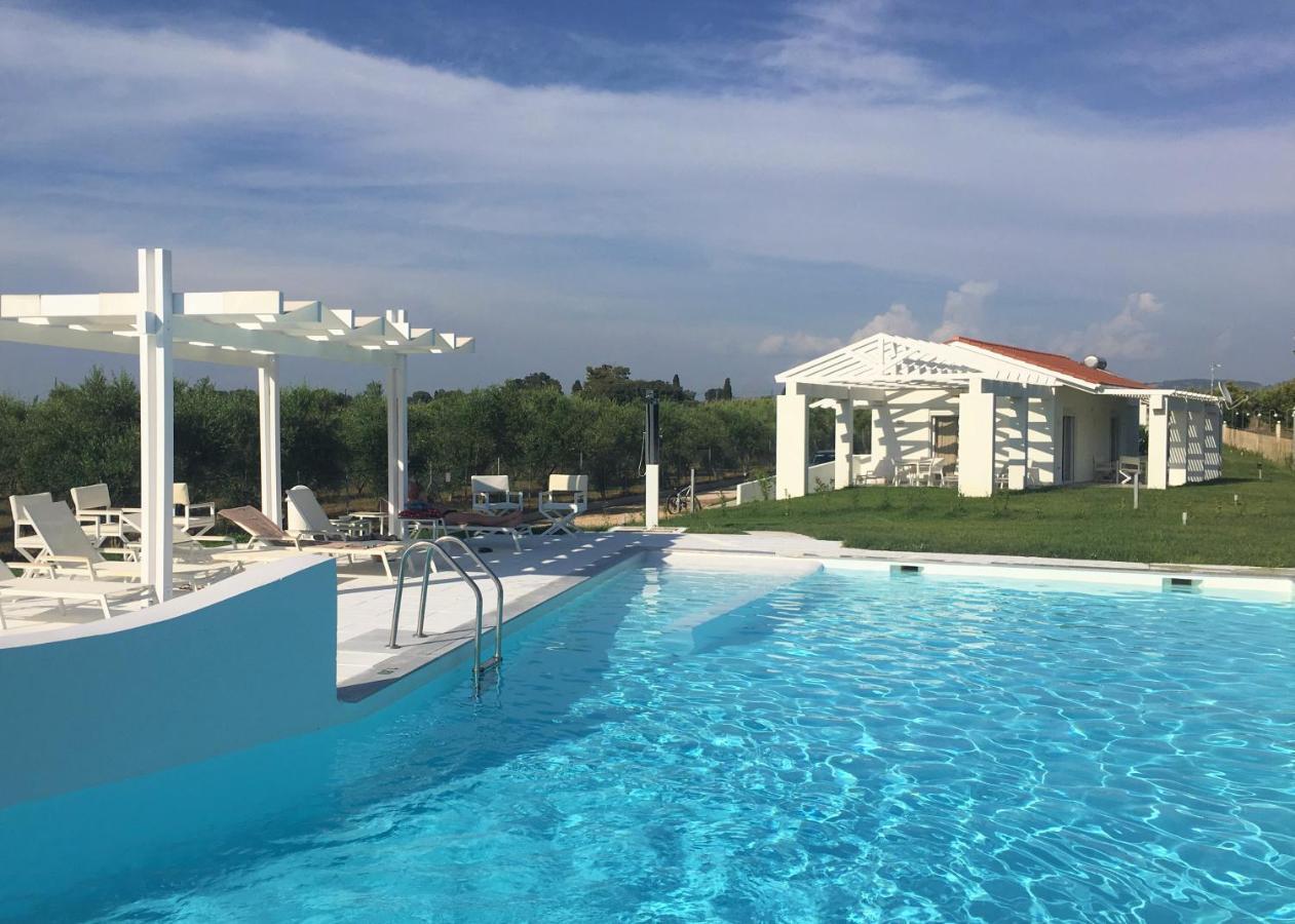 Douneika  White Villas מראה חיצוני תמונה